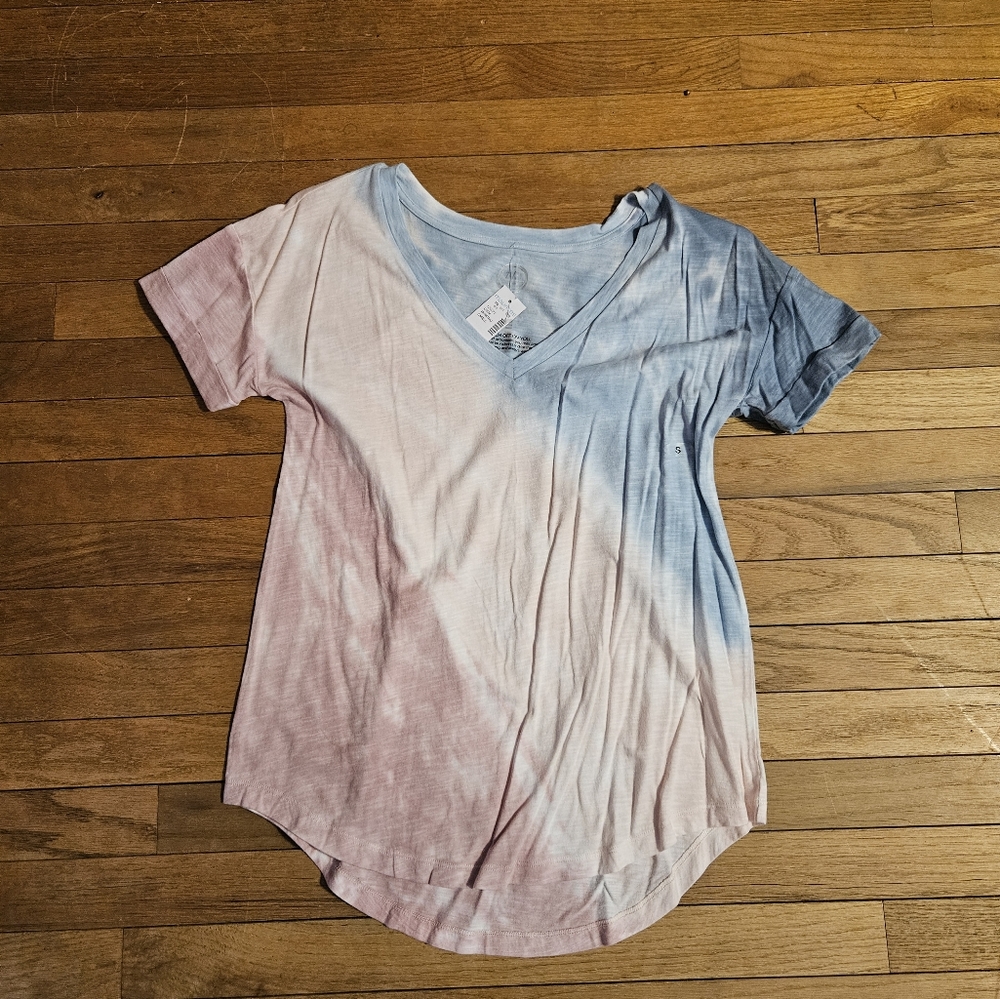 Maurices Vneck Tshirt